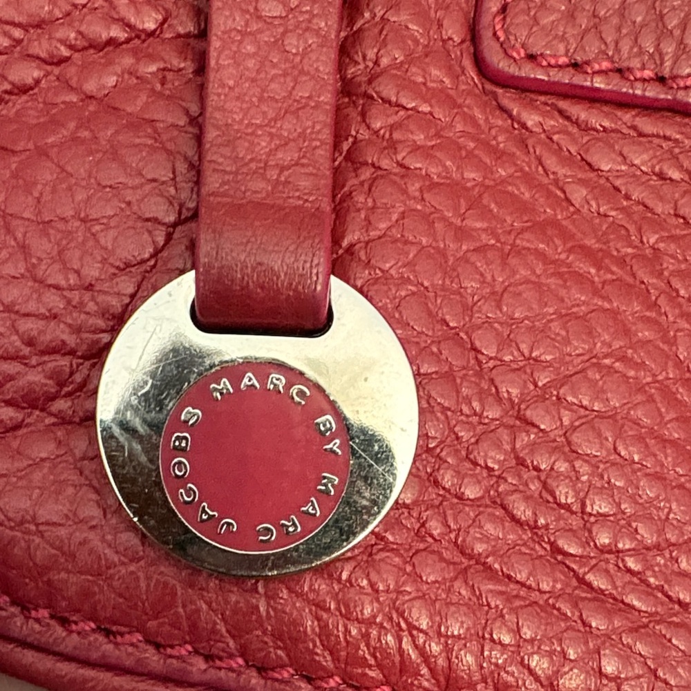 Marc By Marc Jacobs Deep Fuschia Pebbled Leather Crossbody - Picture 3 of 16